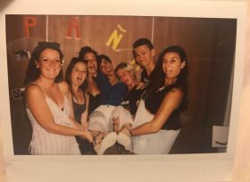Muchas risas con la profesora